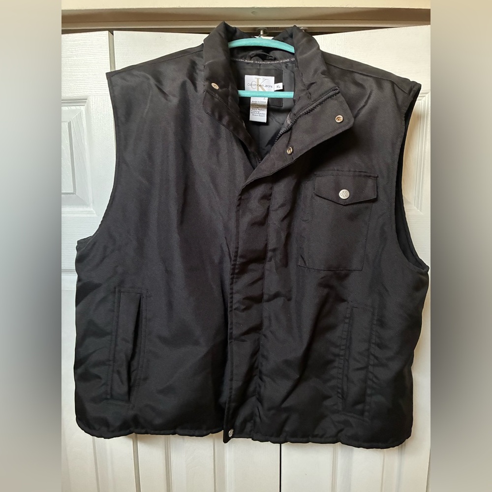 Calvin Klein Quilted Shell Vest w/Snap Flap Pocket, Black, Size XL